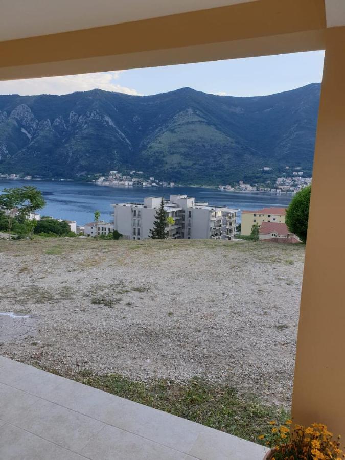 Apartment Jelena Kotor Exterior foto